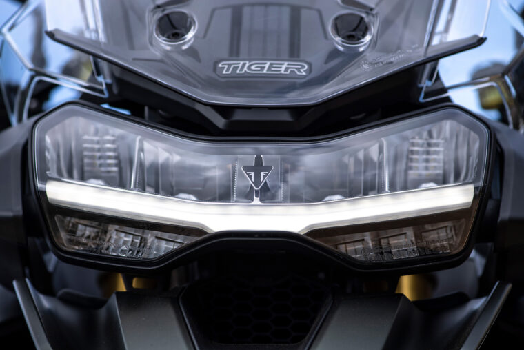 Triumph Tiger 1200 Rally Explorer-5