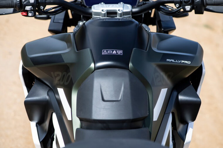 Triumph Tiger 1200 Rally Pro-10