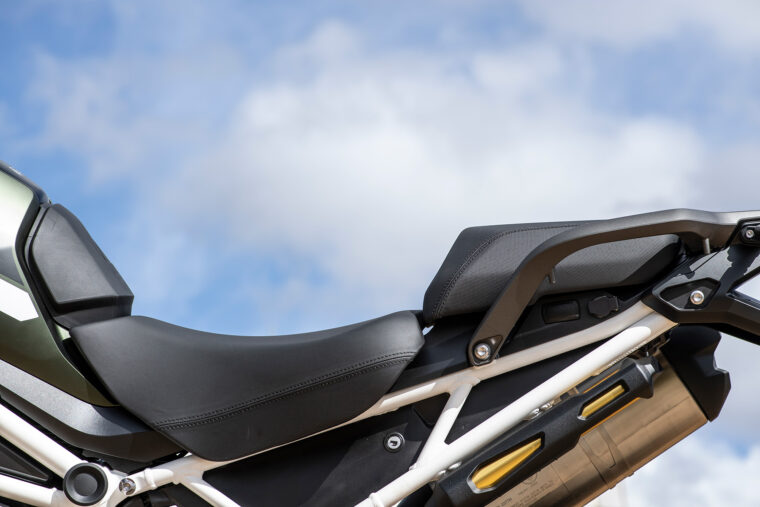 Triumph Tiger 1200 Rally Pro-11