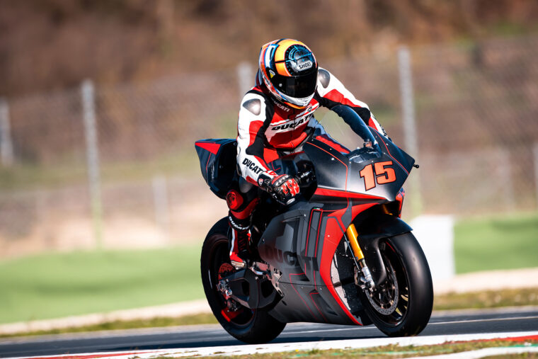Ducati-MotoE-test-2022-fotos (6)