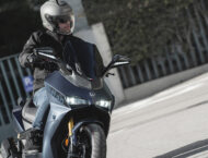 Wottan Storm R125 Sport 2022 accion azul5