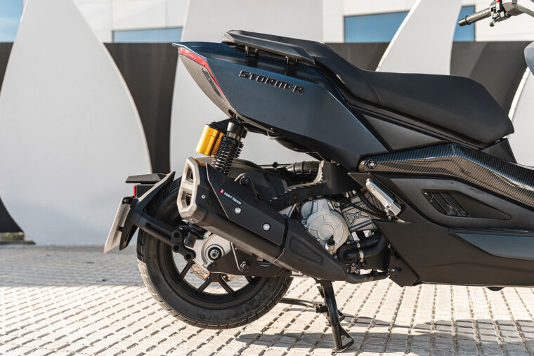 Wottan-Storm-R125-Sport-2022-detalles23