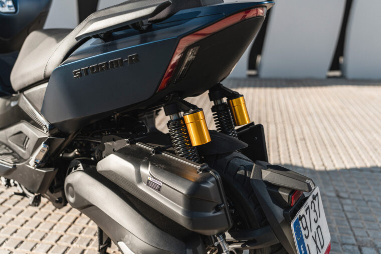 Wottan-Storm-R125-Sport-2022-detalles26