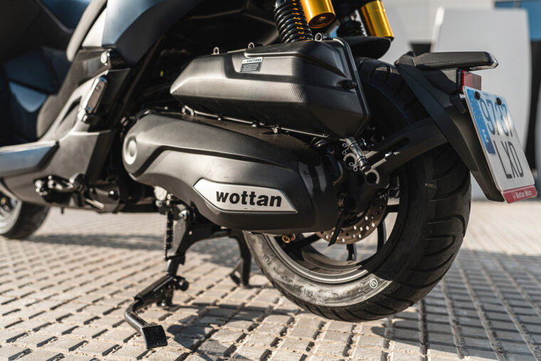 Wottan-Storm-R125-Sport-2022-detalles28