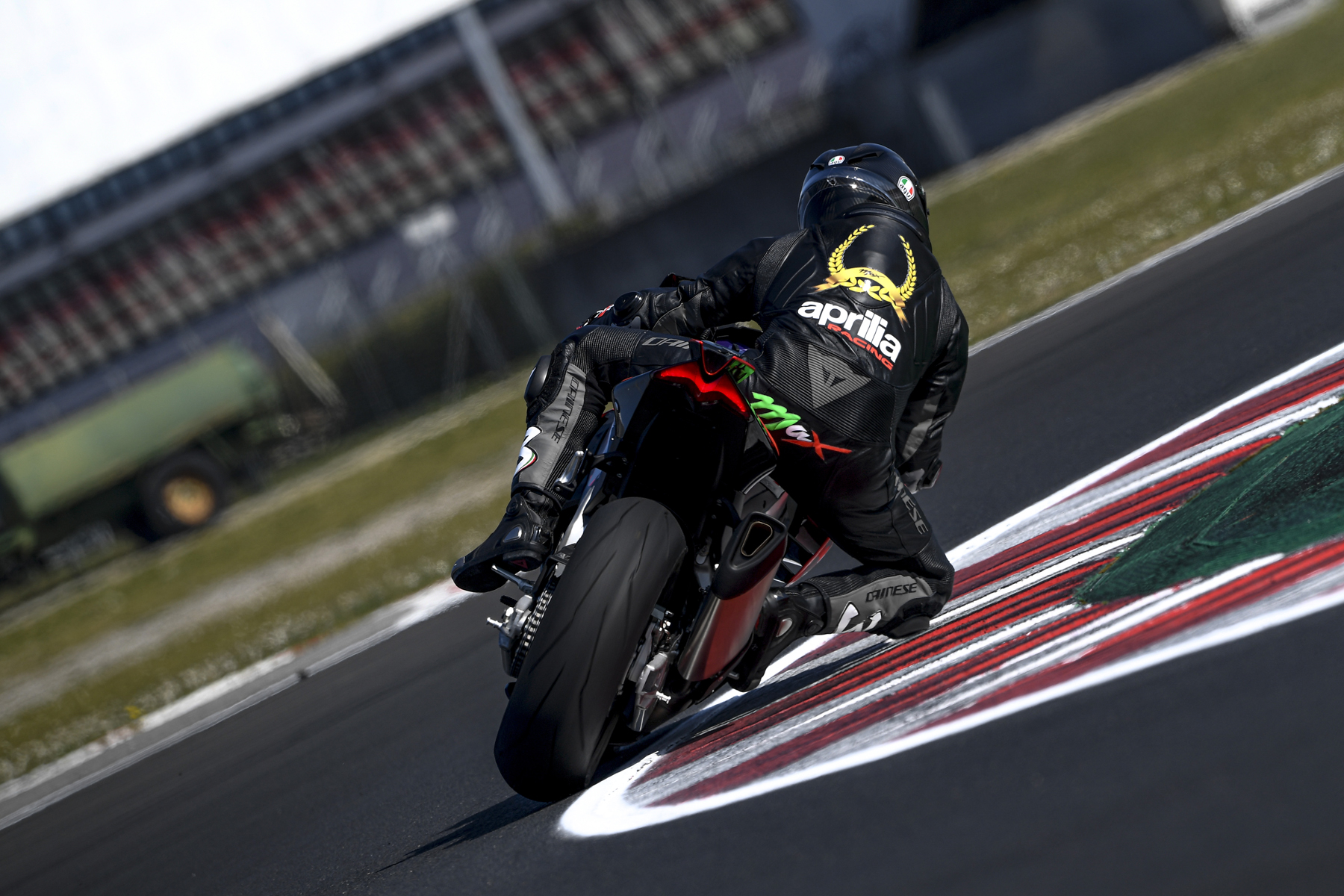 aprilia pro experience 1