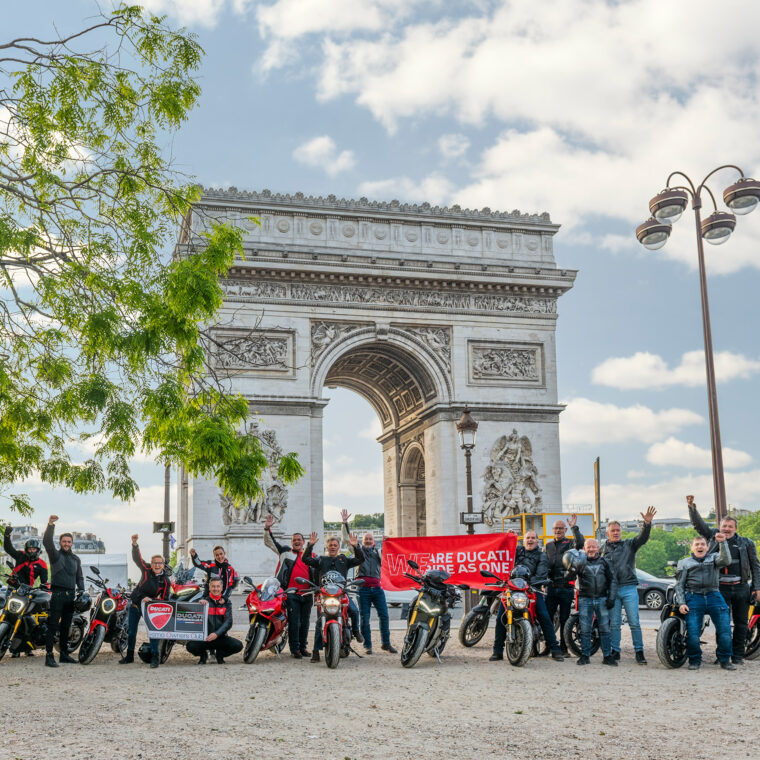 Ducati-WeRideAsOne-2022- - 19