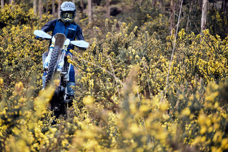 Husqvarna-FE-450-501-2023-3