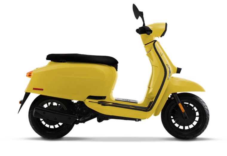 Lambretta V200 Special 2022 11 Lambretta V200 Special 2022 5