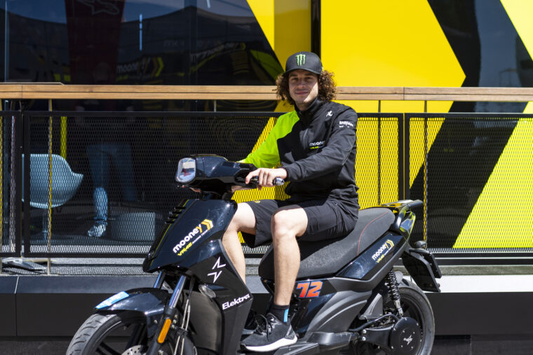 elektra-mooney-vr46-motogp-paddock (3)