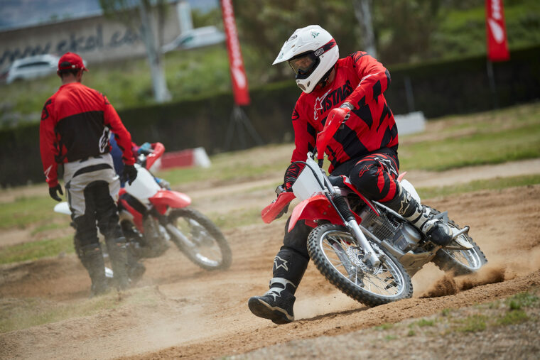 Curso-conducción-moto-Honda-HIS-11