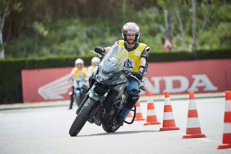 Curso-conducción-segura-moto-offroad-Honda-HIS-11