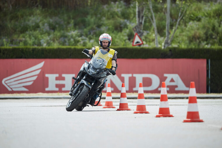 Curso-conducción-segura-moto-offroad-Honda-HIS-13