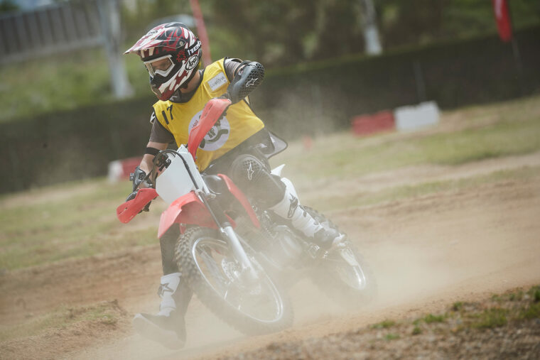 Curso-conducción-segura-moto-offroad-Honda-HIS-18