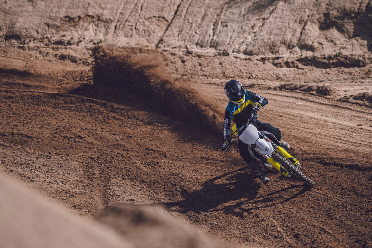 Husqvarna-TC-250-2023- - 13