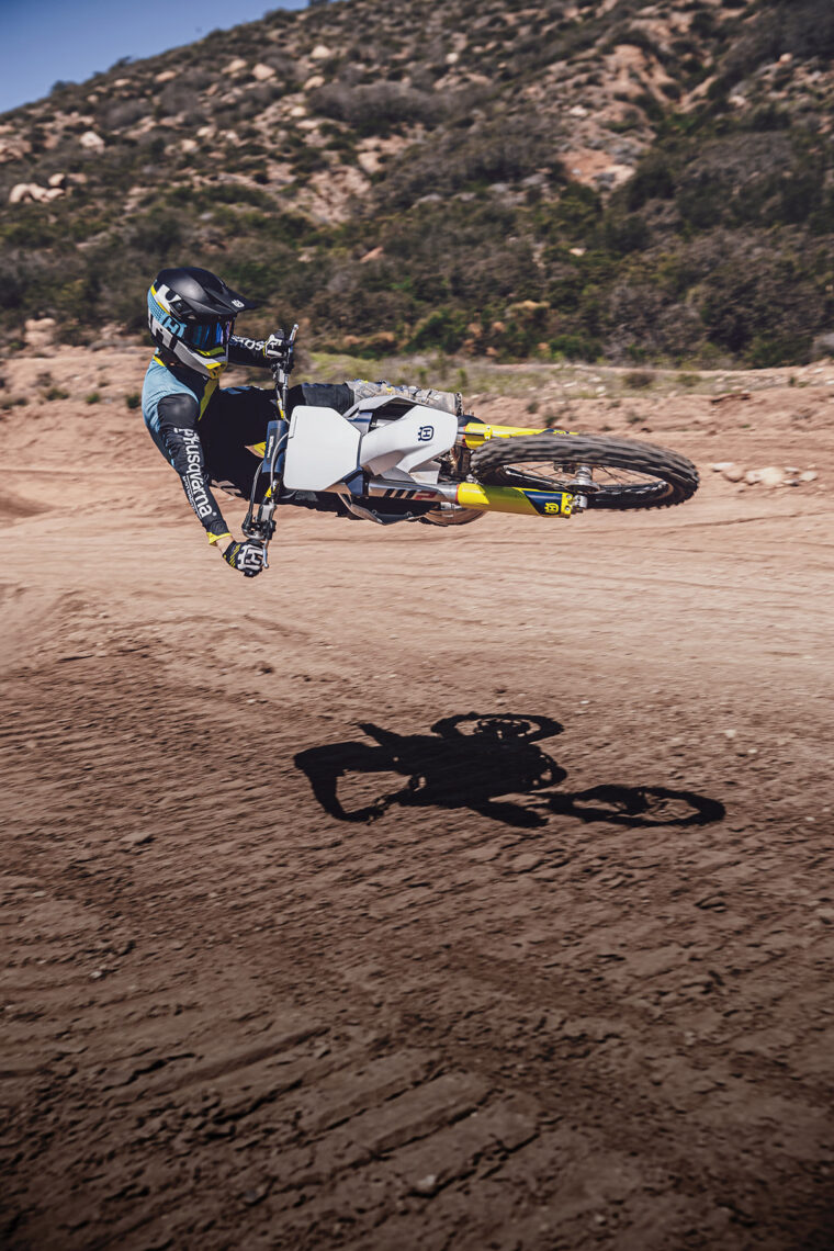 Husqvarna-TC-250-2023- - 35