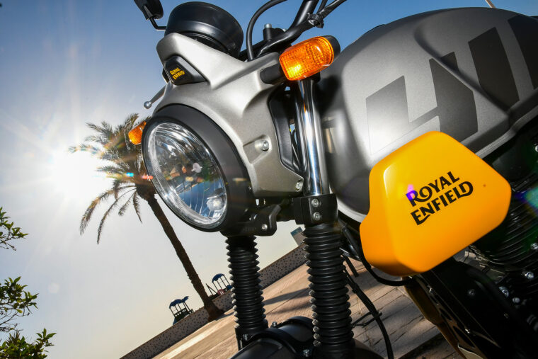 Royal-Enfield-Scram-411-2022-detalles-5