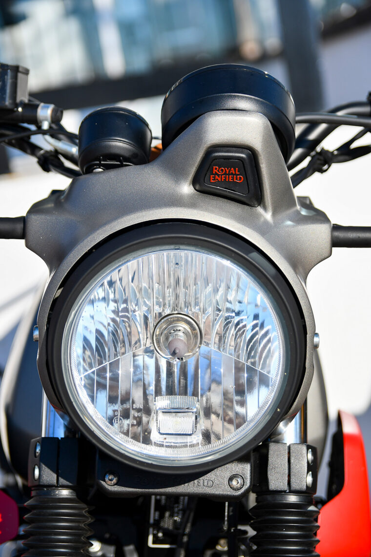 Royal-Enfield-Scram-411-2022-detalles-9