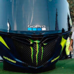 Valentino Rossi, homenajeado en Pésaro con un casco gigante