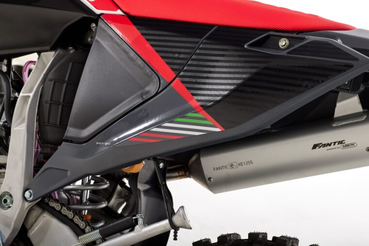 Fantic-XE125-2023-detalles4