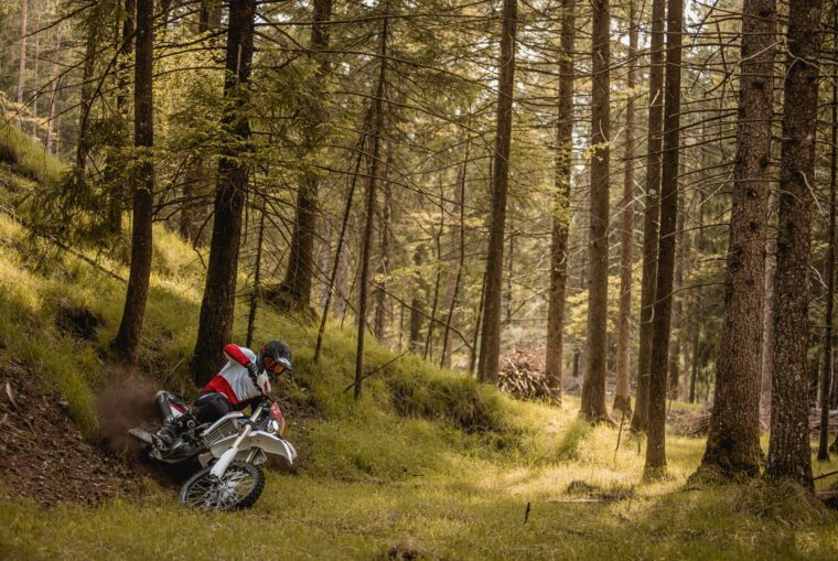 Fantic-XEF450-2023-accion7