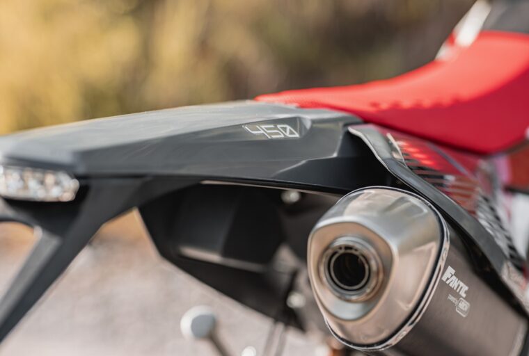 Fantic-XEF450-2023-ambiente1