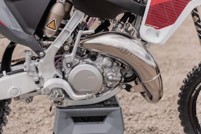 Fantic-XX125-2023-ambiente4