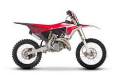 Fantic XX125 2023 estudio3