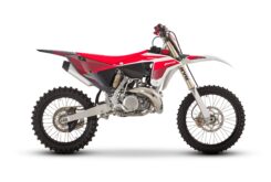 Fantic XX250 2023 estudio3