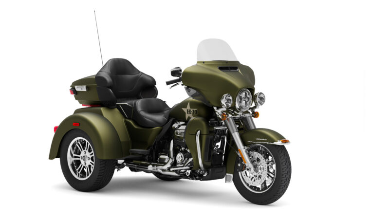 Harley-Davidson-Tri-Glide-Ultra-GI-Collection-1