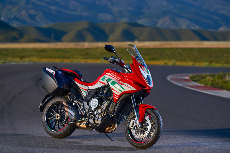 MV-Agusta-Turismo-Veloce-RC-SCS-2022-ambiente- - 1