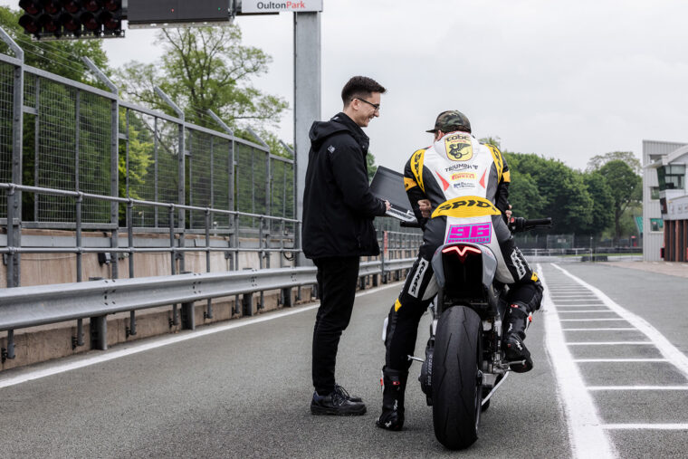 Triumph-TE-1-electrica-final- - 23