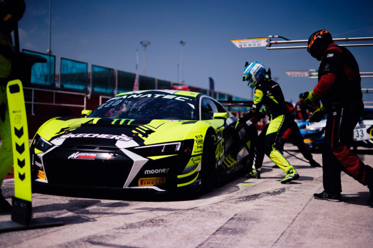 Valentino-Rossi-Misano-GT-World-Challenge (7)