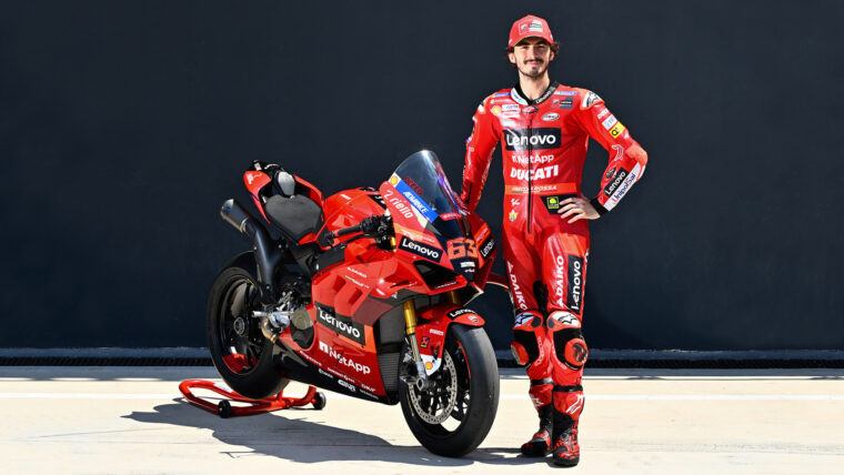 ducati panigale v4s race of champions 2022 (15)