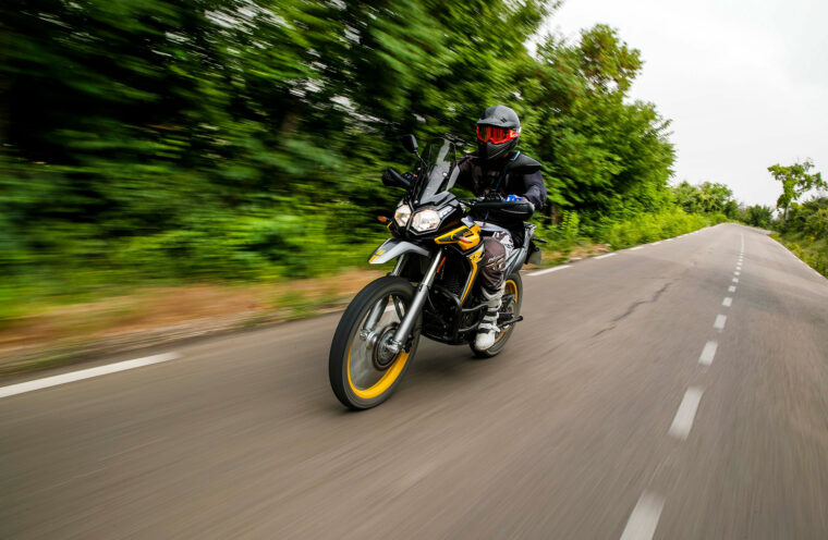 Voge-300-Rally-prueba-opinion-4