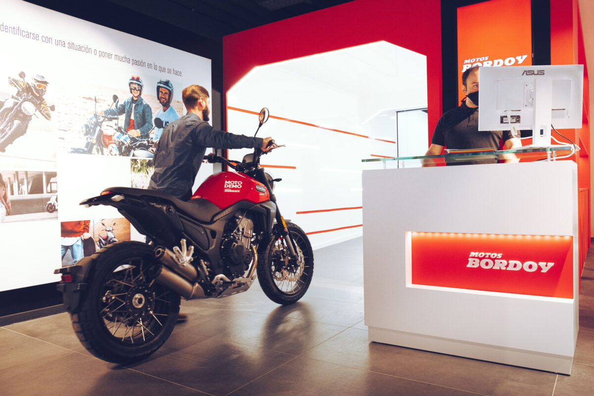 Motos Bordoy inaugura un nuevo espacio en Barcelona 2 motos bordoy barcelona 4
