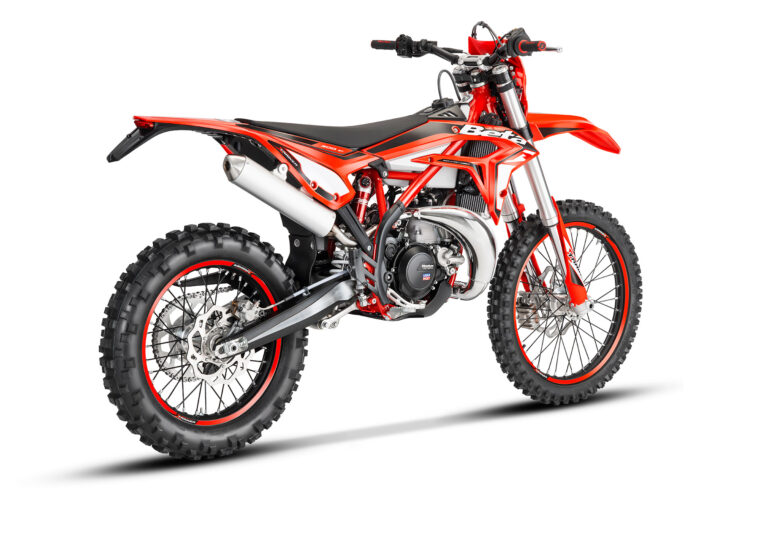 Beta-XTrainer-250-2023-estudio - 2