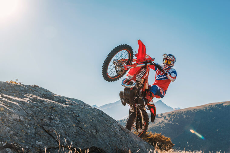 Beta-XTrainer-250-300-2023-accion - 12