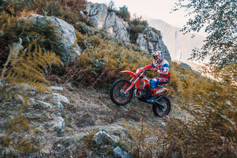 Beta-XTrainer-250-300-2023-accion - 13