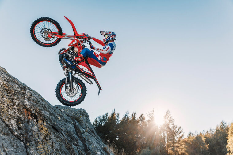 Beta-XTrainer-250-300-2023-accion - 15