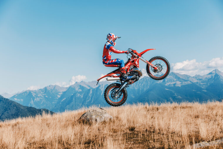 Beta XTrainer 250 300 2023 accion9