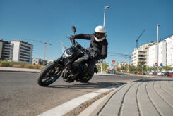 CFMoto 300NK 2023 pruebaMBK8