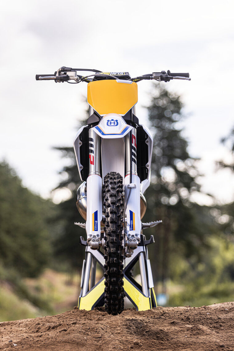 Husqvarna-TC-250-Heritage-2023- - 14