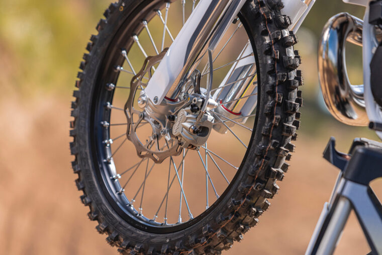 Husqvarna-TC-250-Heritage-2023- - 5