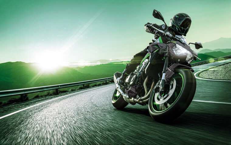 Kawasaki-Z900-2023 - 12