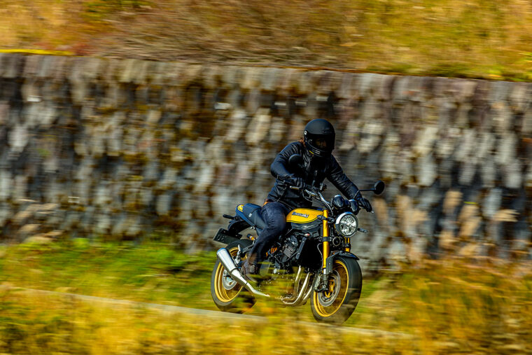 Kawasaki-Z900RS-SE-2023 - 16