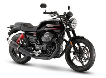 Moto Guzzi V7 Stone Special Edition 2023 1