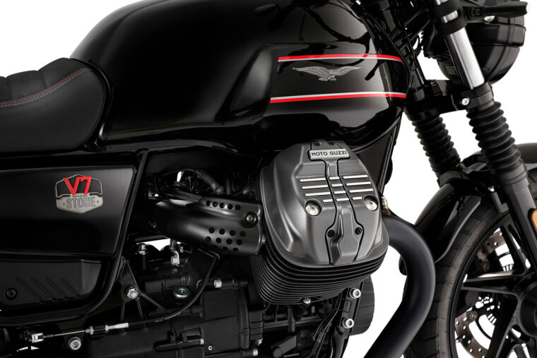 Moto Guzzi V7 Stone Special Edition 2023 4