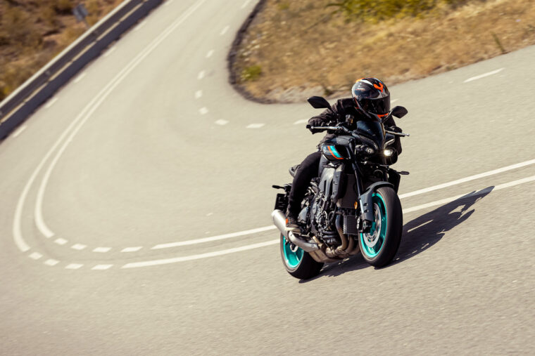 Yamaha-MT-10-2022-prueba-2