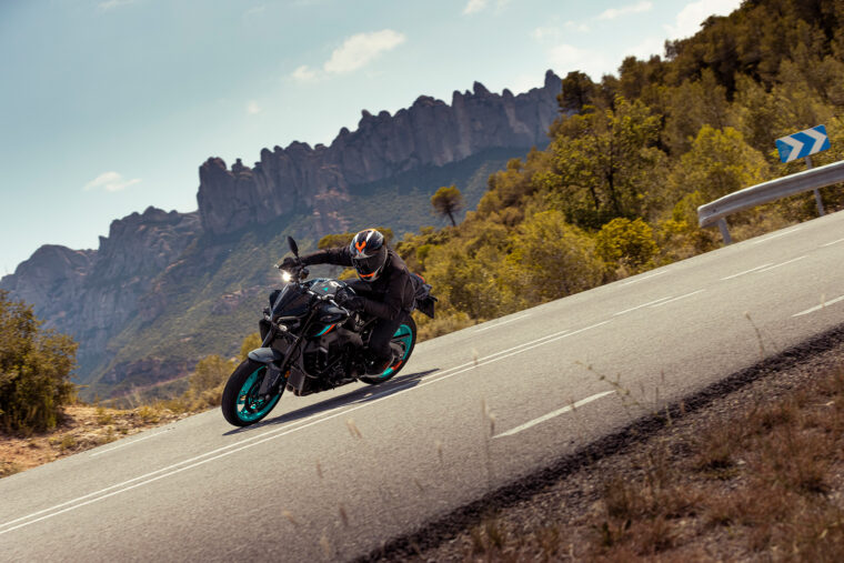 Yamaha-MT-10-2022-prueba-4