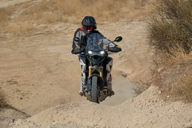 Comparativa Triumph Tiger 1200 Rally Pro VS KTM 1290 Super Adventure R 28